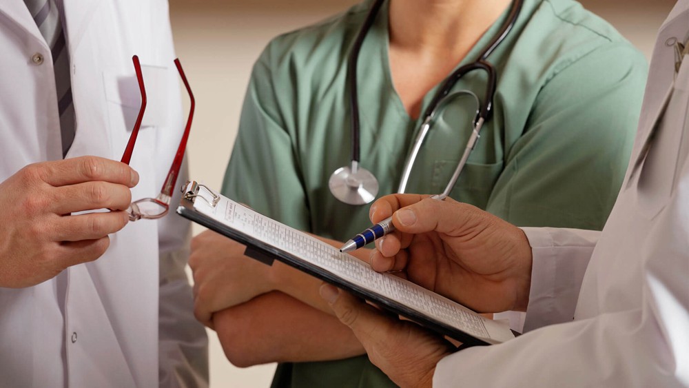 Назначение схемы лечения врачом Назначение схемы лечения врачом